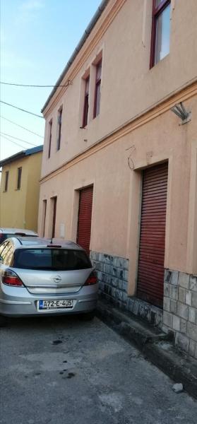 Kuca Apartman Tuka